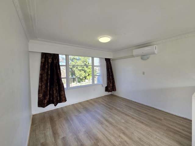 78 Woolfield Road 10695_2