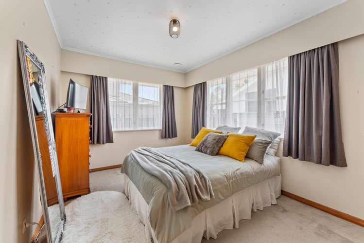 27 Epuni Street Hutt Central_17