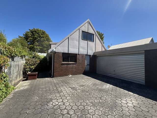 33b Trafalgar Street