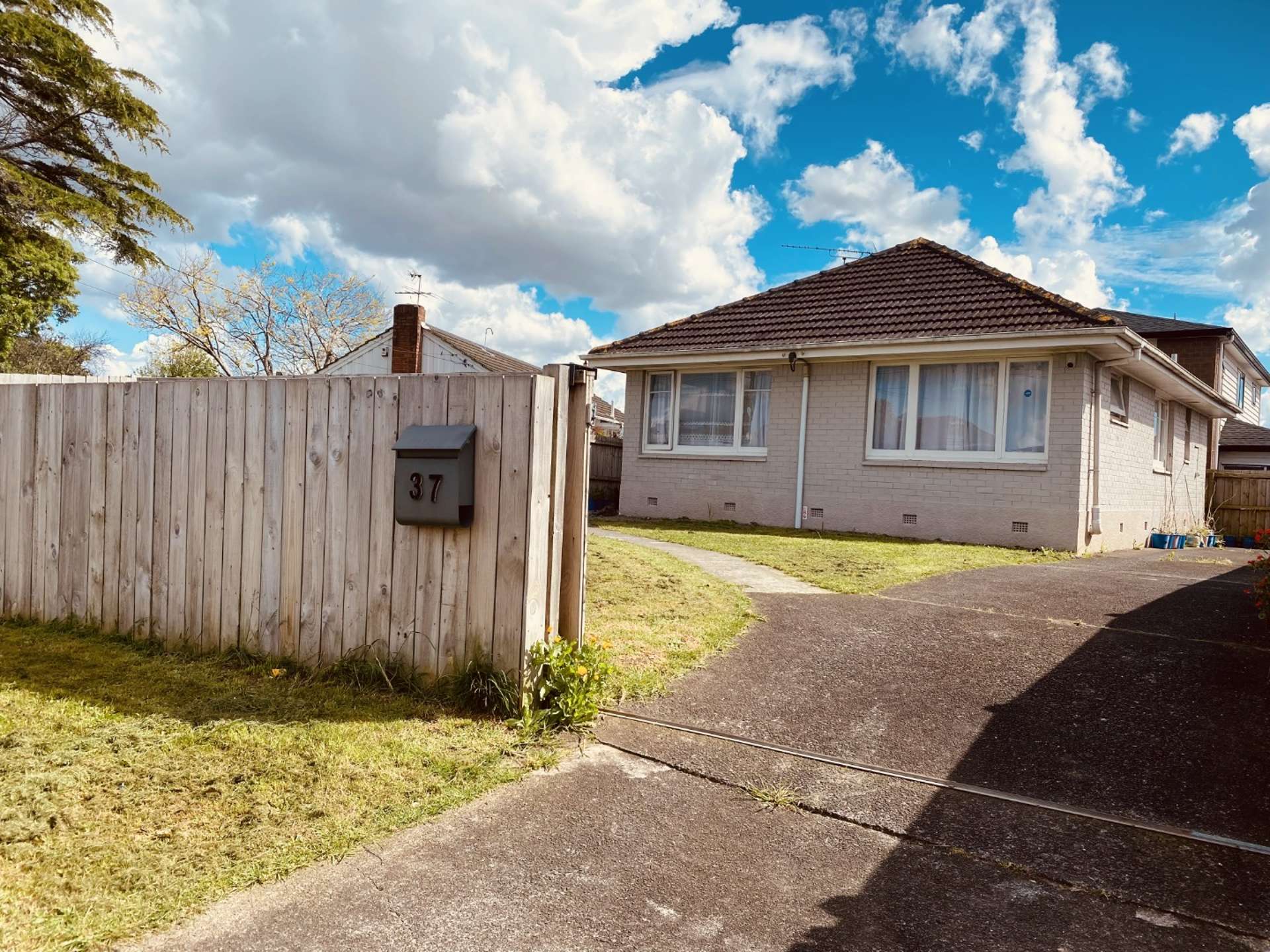 37 Hallberry Road Mangere East_0