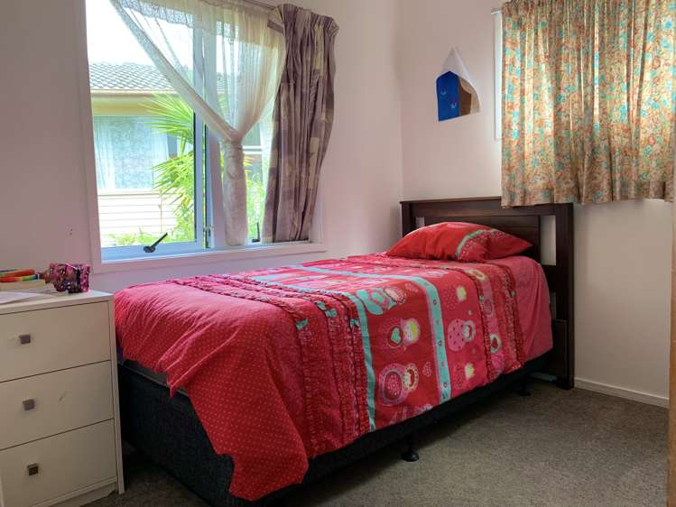 12 Papa Place Birkdale_9