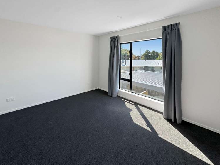 711C Worcester St Linwood_10