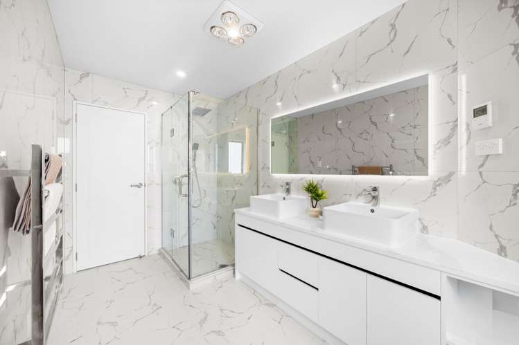 32 Tannaghmore Drive Flat Bush_22