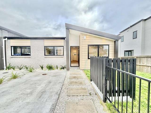 22B Poruru Close, Papakura, Auckland