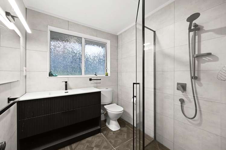 4 Epsom Place Chartwell_16