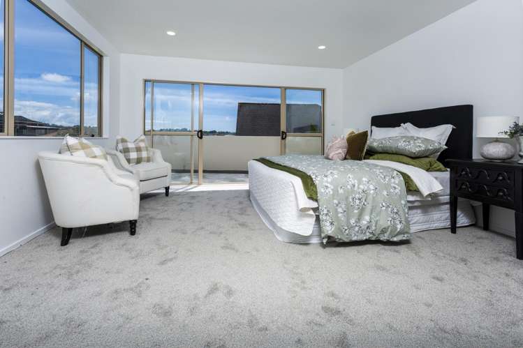 78 Medallion Drive Oteha_8