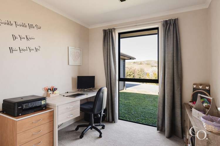 93 Falcon Drive Welcome Bay_21