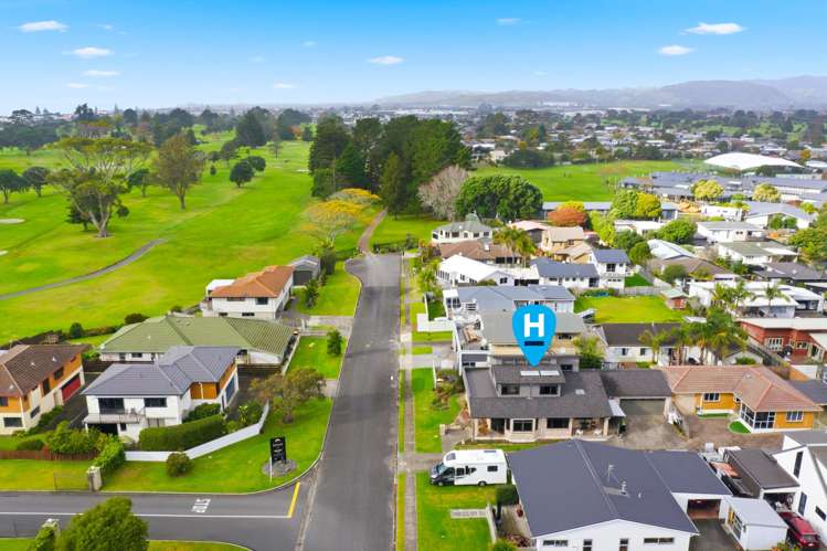 10 Fairway Avenue_0