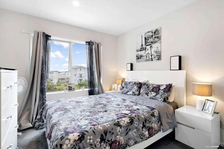 77 Joseph Street Flat Bush_8