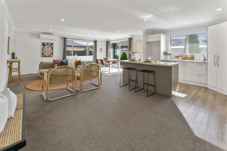 47 Kendall View Stoke_3