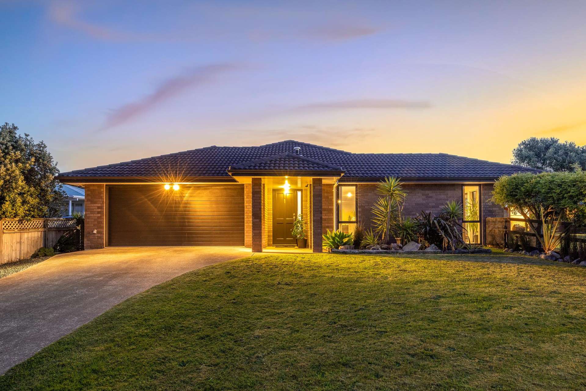 1 Simpson Crescent Raumati Beach_0