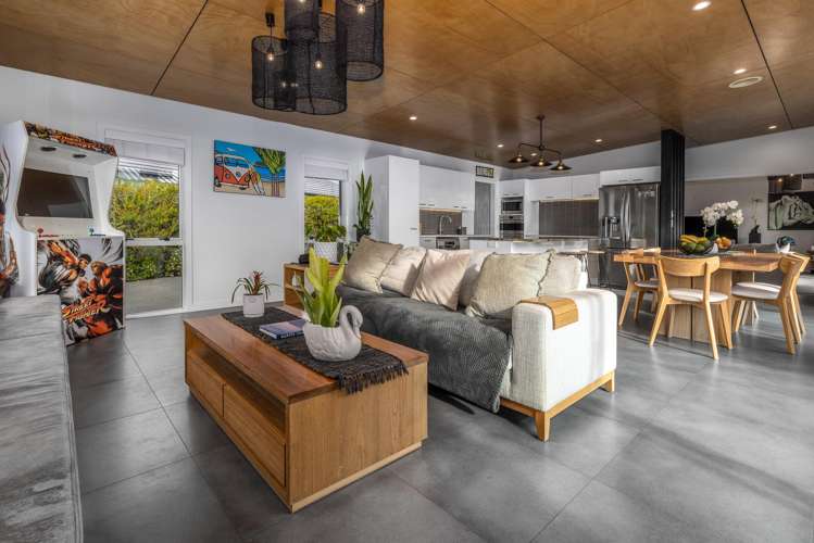 39 Waipunahau Road Waikanae_8