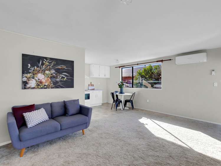 12B David Street_5
