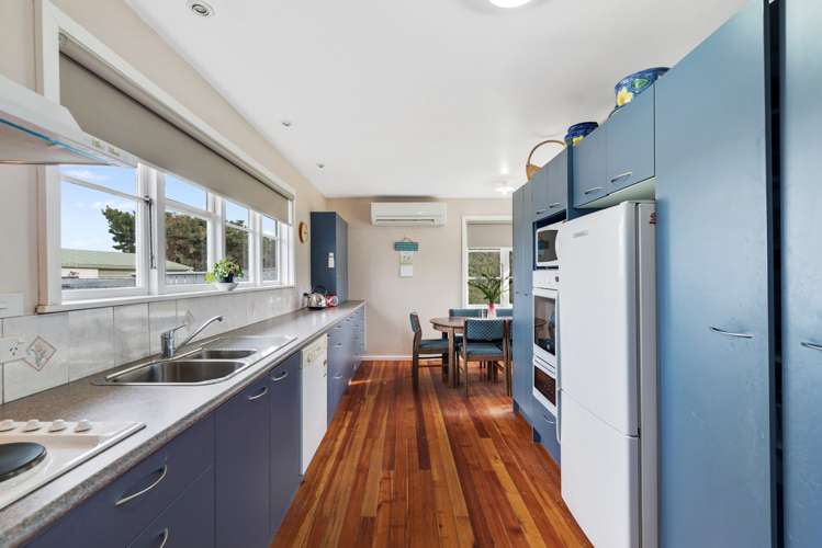 303 Norwood Road Burnham_11