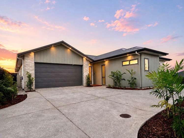 8 Lambert Road_0
