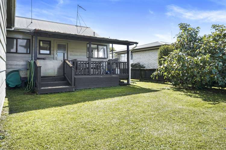 71b Saxbys Road Deanwell_17