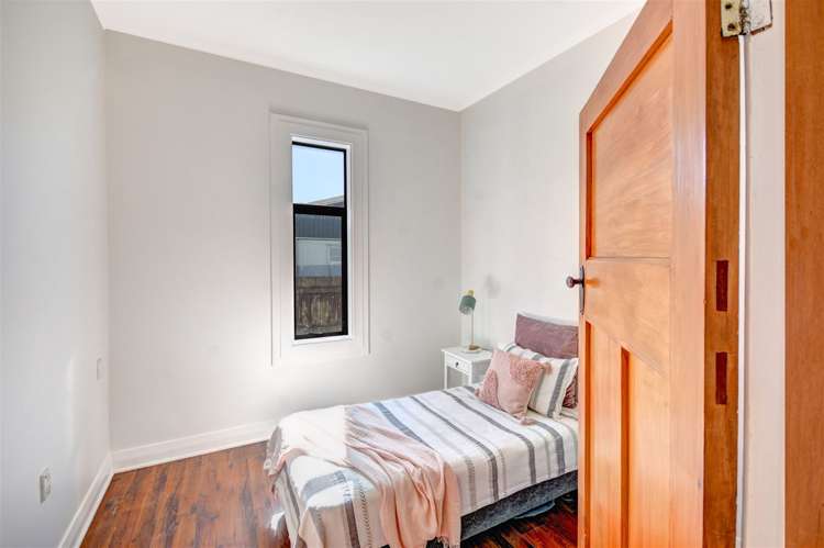 75 Bay View Road South Dunedin_14