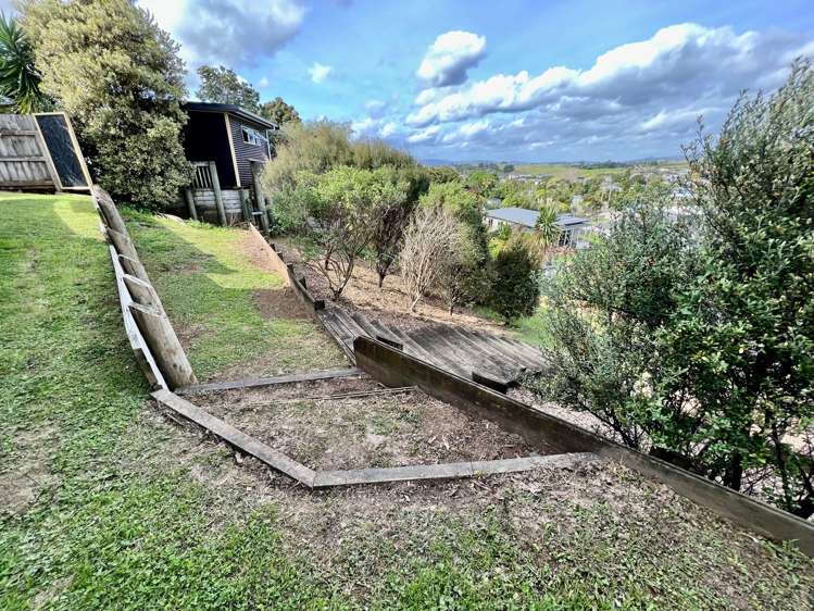 30 Manukau Road Raglan Town_20
