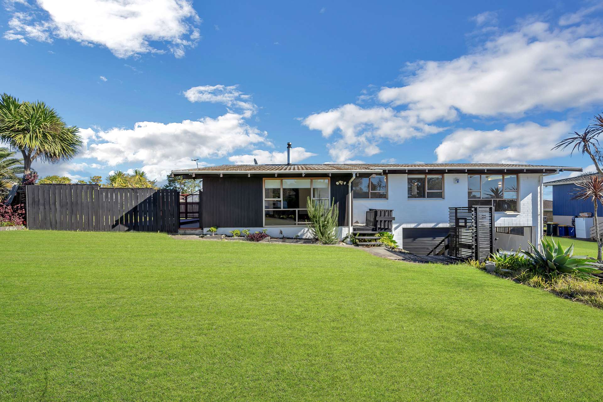 44 Miltonia Avenue Te Atatu South_0