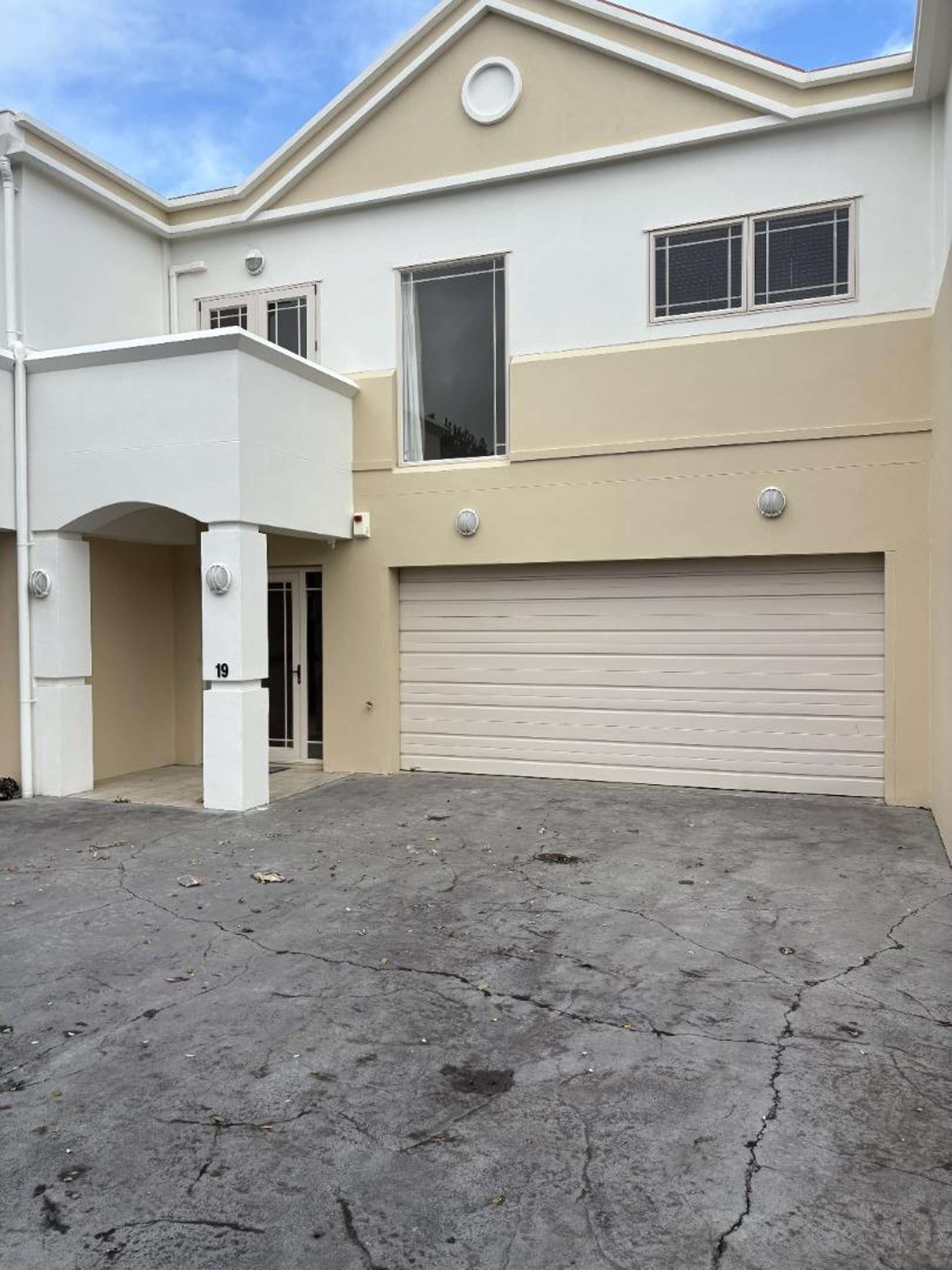 Address withheld 1052_0