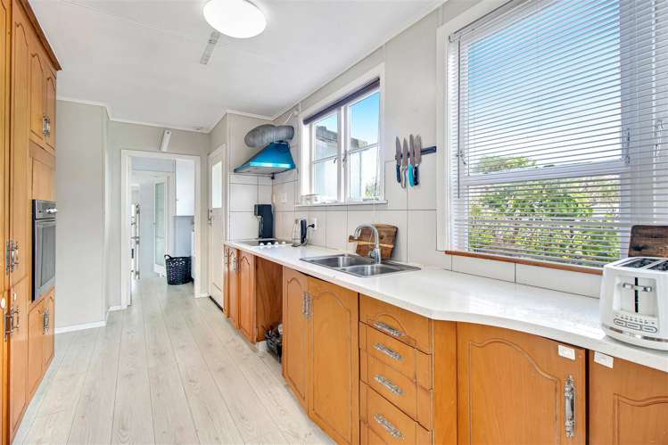 7 Kaweka Street New Lynn_9