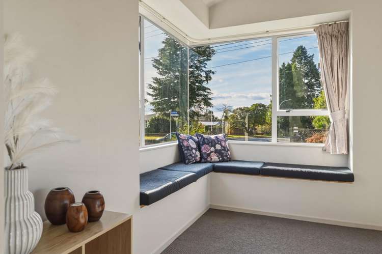 37 Basley Road Owhata_7