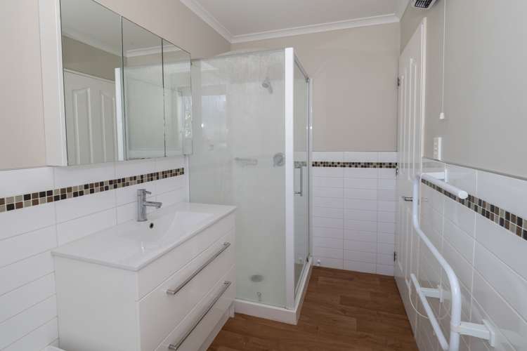 15 Reighton Drive Allenton_5