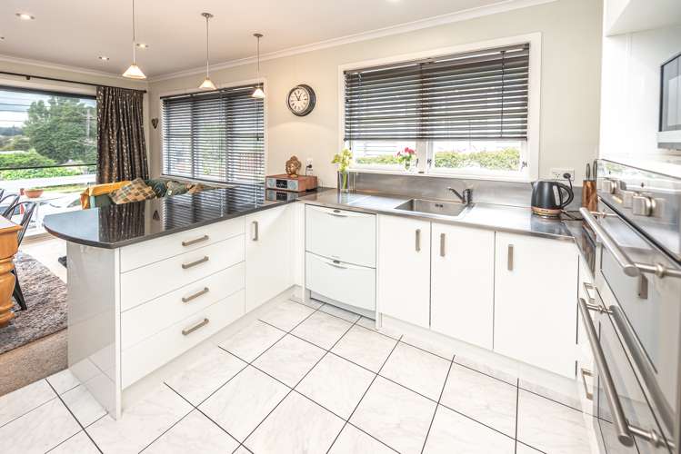 11 Fitzherbert Avenue Springvale_4