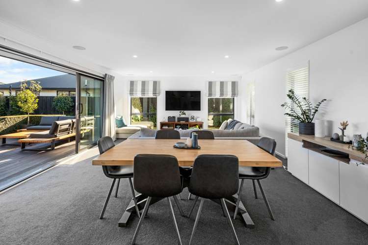 26 Longcot Drive_4
