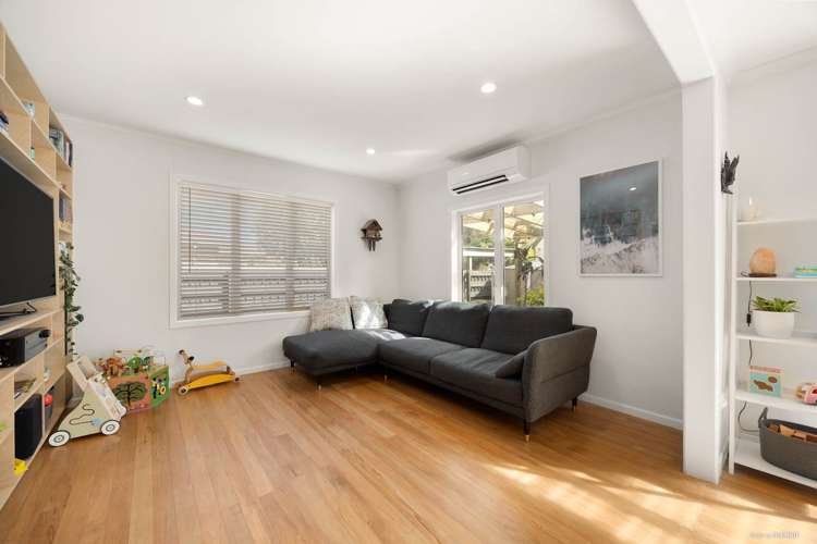 1/33 Marr Road Manurewa_7