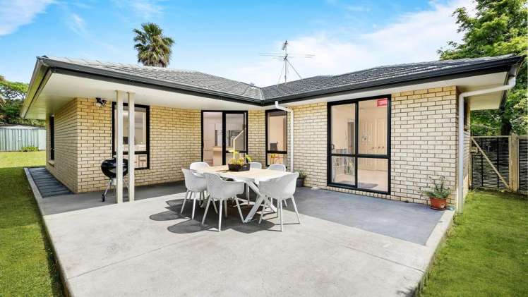 Te Wharau Drive Greenhithe_13