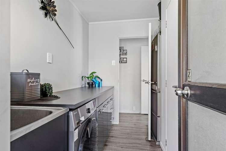 2 Furn Park Lane Tauriko_20