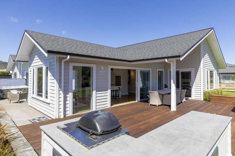 38 Pukeko Way Kinloch_19