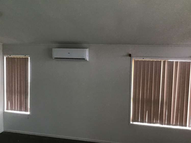 180 Mahia Road Wattle Downs_4