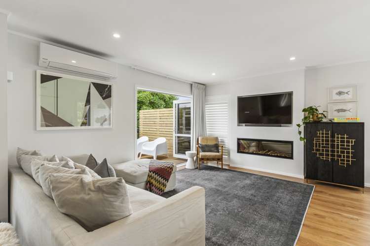 1/53 Moore Street Hillcrest_5