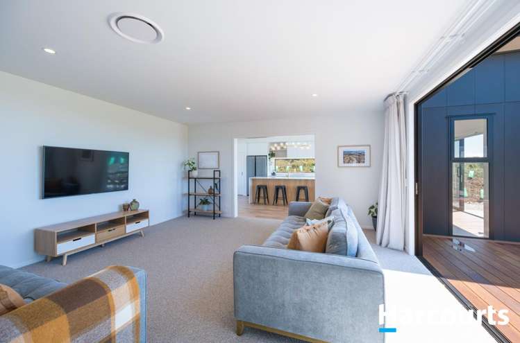 19 Mahana Ridge_3