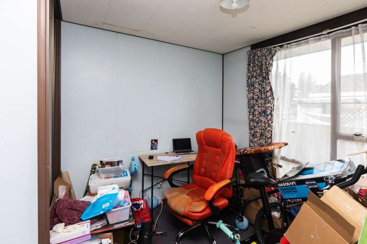 12 Bromley Road Bromley_11