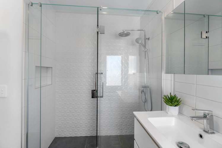 12 Parbhubhai Makan Lane Wai O Taiki Bay_16