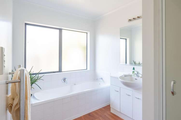 104 Rimuvale Street Pukehangi_12