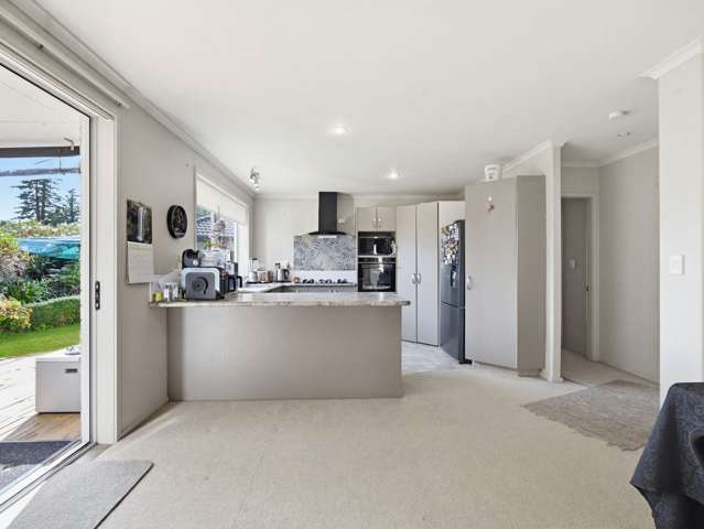 19 Riverholm Drive Mangakakahi_4