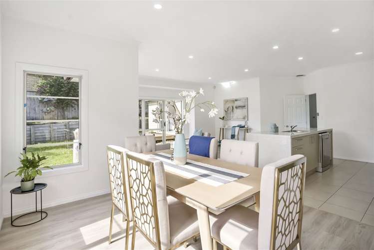 63 Salford Crescent Flat Bush_6