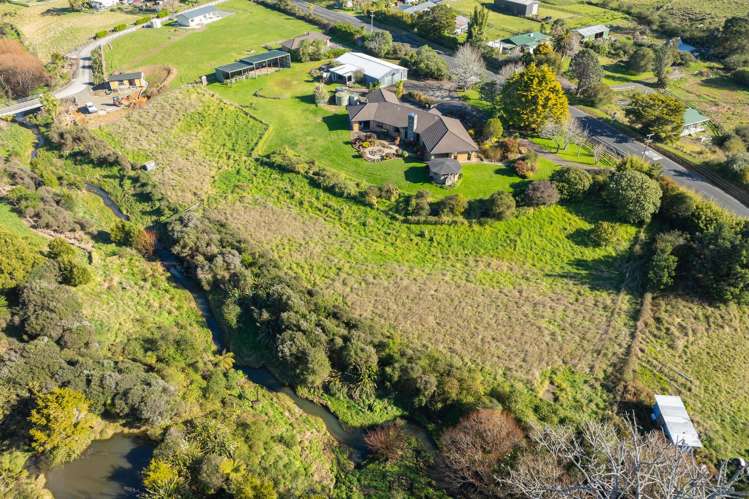 131 Foster Road Kumeu_37