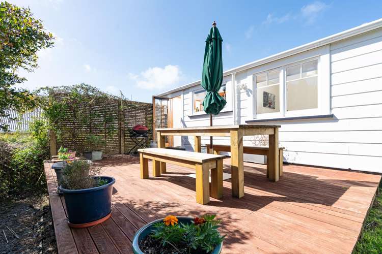 12 Heke Street_3