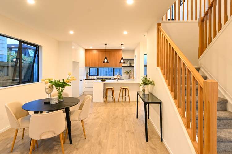 4b Ropata Avenue Point England_26