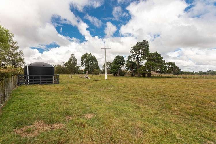 881 Cowper Road Dannevirke_22