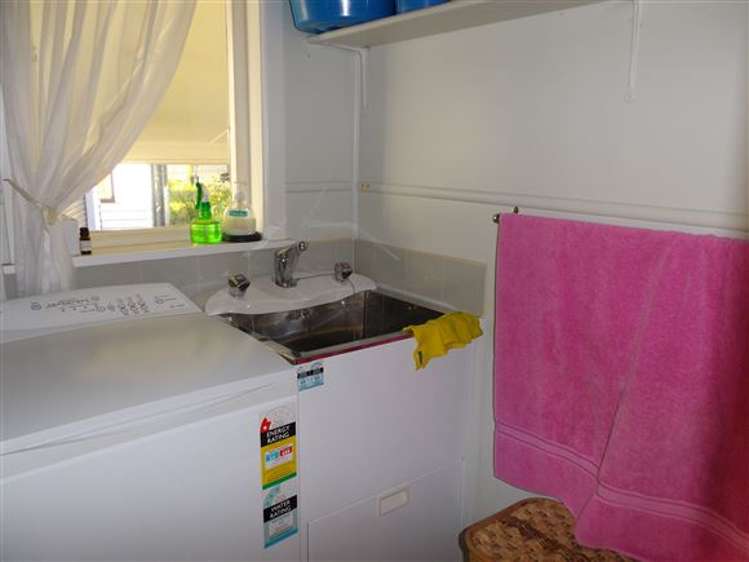 101 Ash Street Thames_14