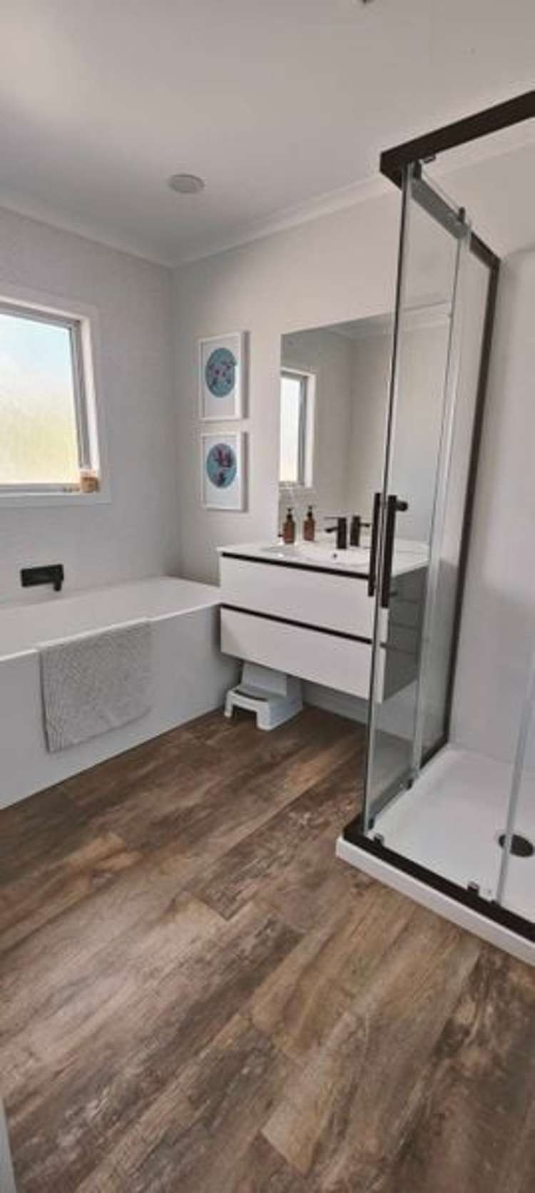 129 Main Highway Otaki_10