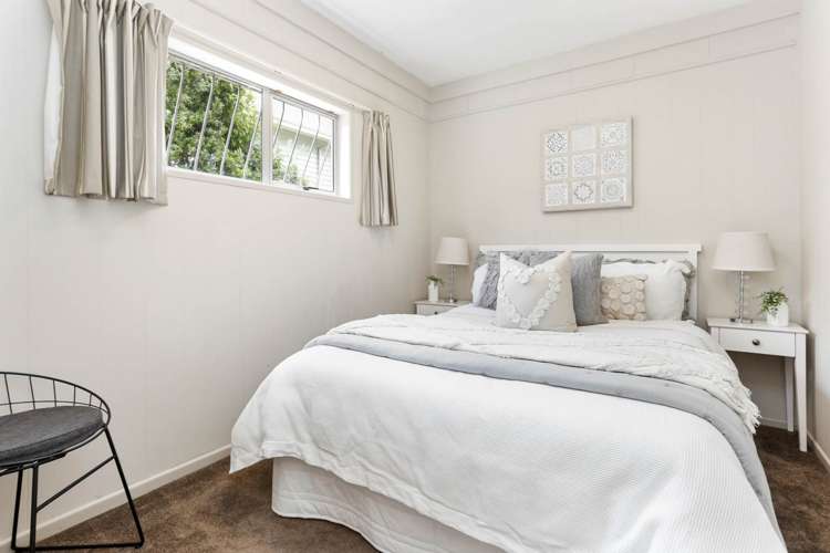 2/42 Eastglen Road Glen Eden_12