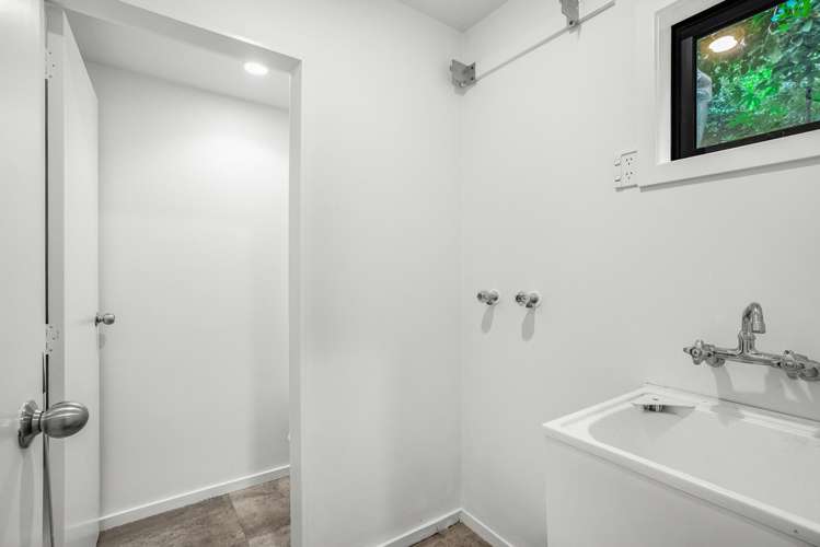 5/2 Malcolm Lane Thorndon_14