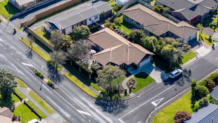 1 Jean Place Pukete_24